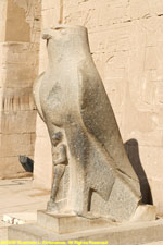 Horus statue