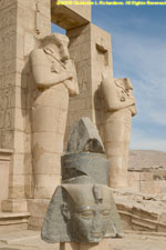 statues with fallen head
