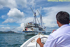 launch to main boat