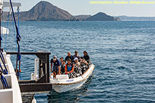 divers boarding boat