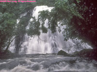 Kepirohi Falls