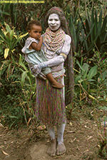 Asaro mother and child