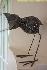raven sculpture